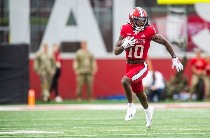 Indiana's Andison Coby (10) runs after the catch during the first half of the Indiana versus Penn State football game at Memorial Stadium on Satruday, Nov. 5, 2022.